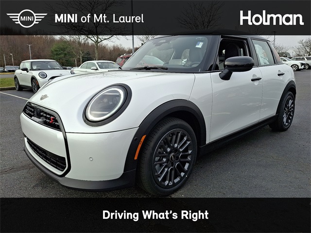 2026 MINI Hardtop 4 Door S's photo