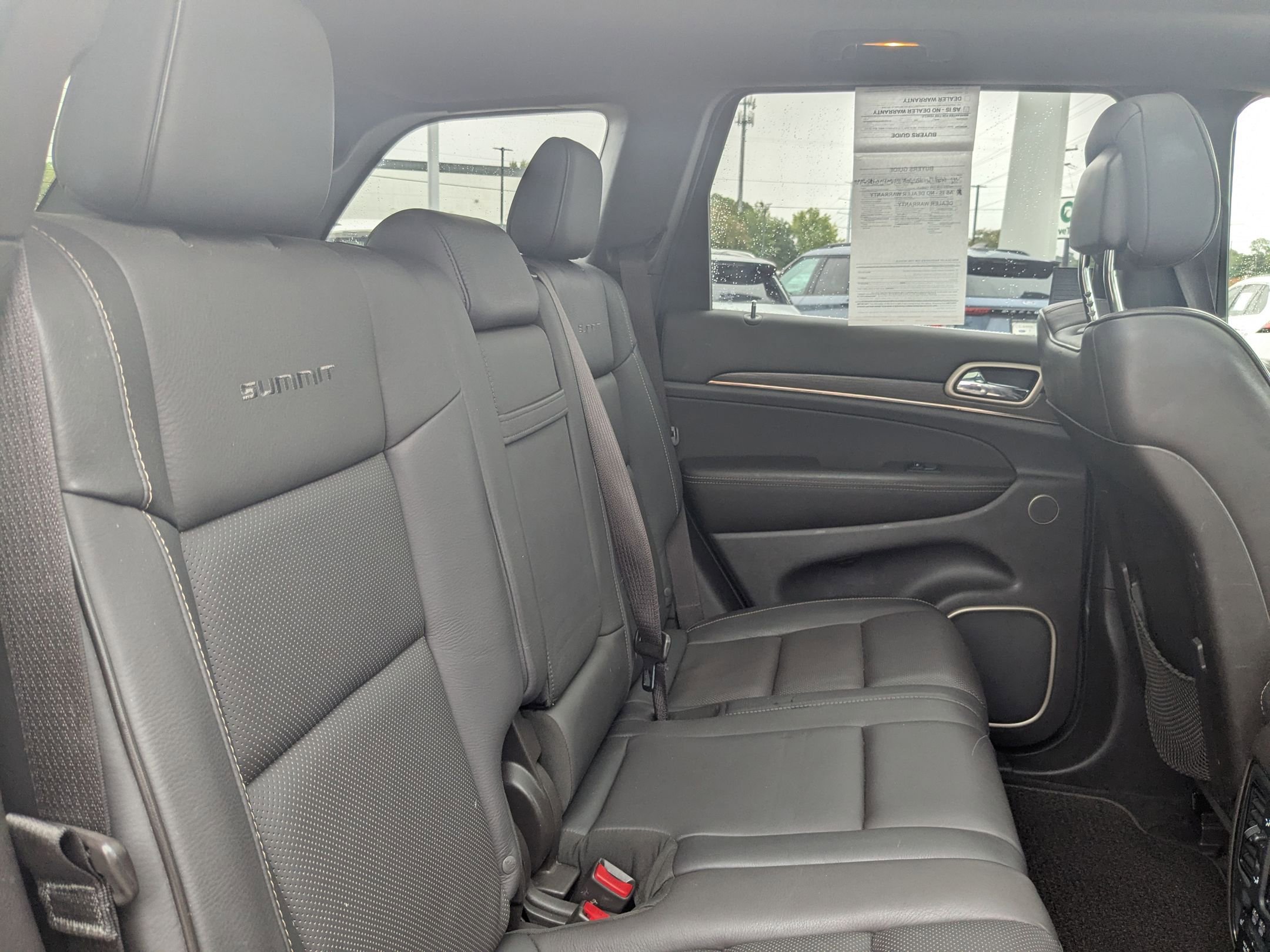 2014 Jeep Grand Cherokee Summit photo 28