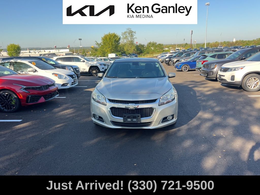 2014 Chevrolet Malibu LTZ photo 2