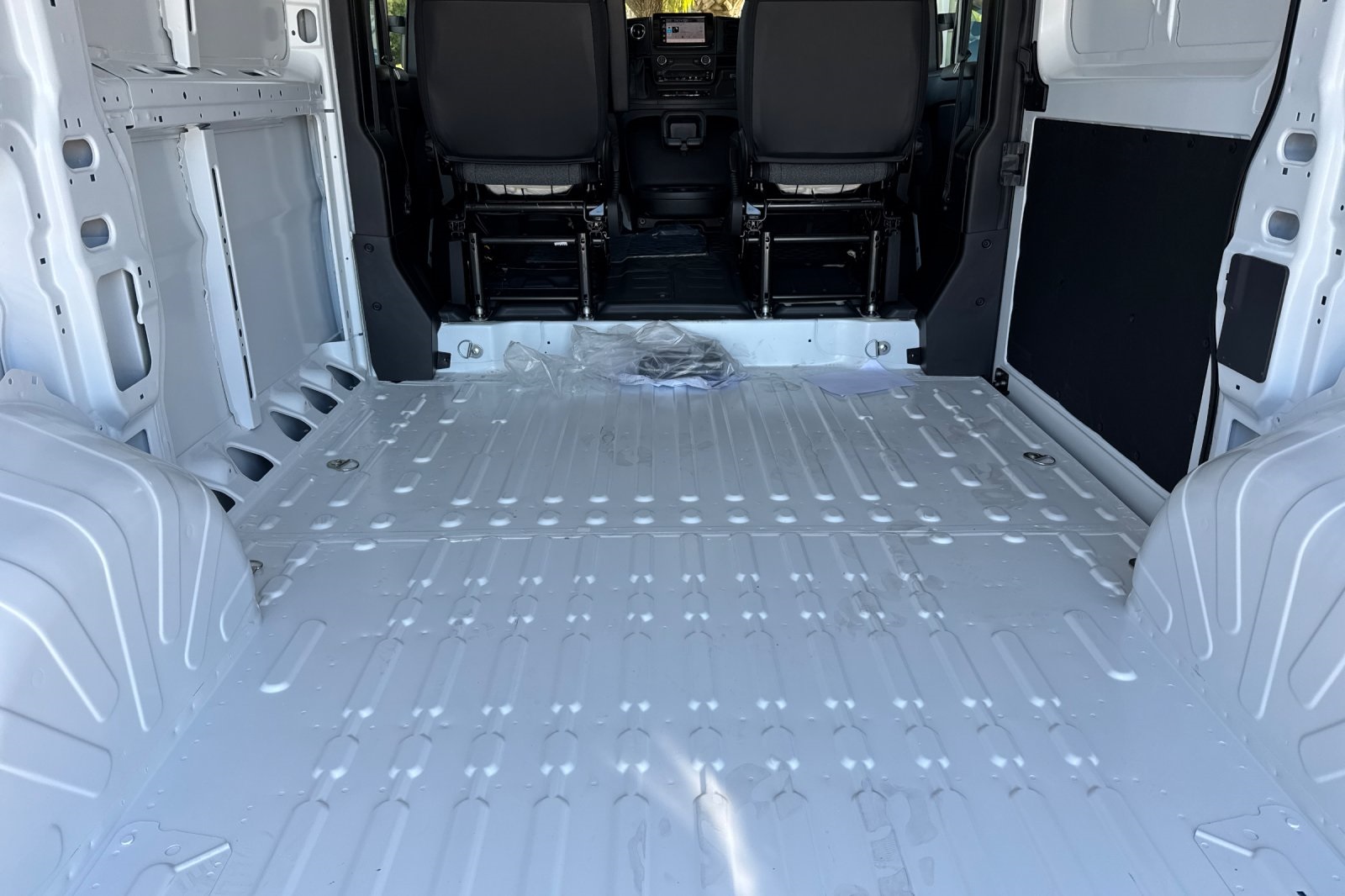 2026 Ram ProMaster 1500 photo 10