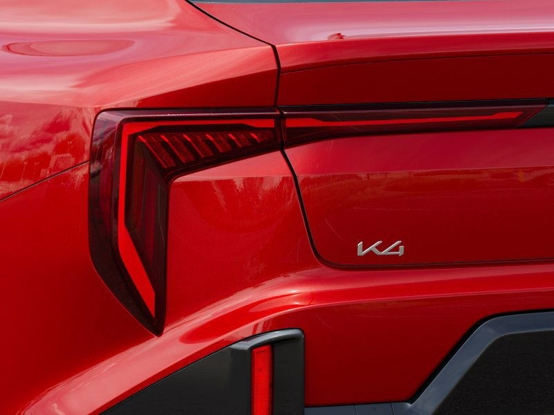 2025 Kia K4 GT-Line photo 9