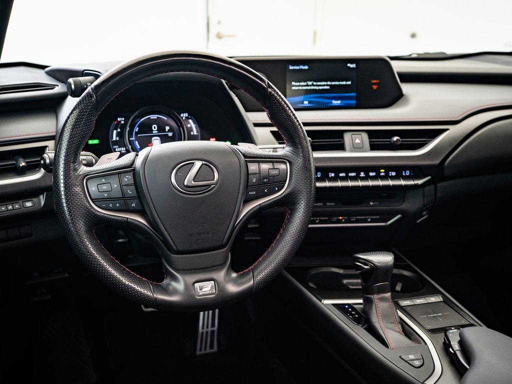 2019 Lexus UX 250h F SPORT photo 4