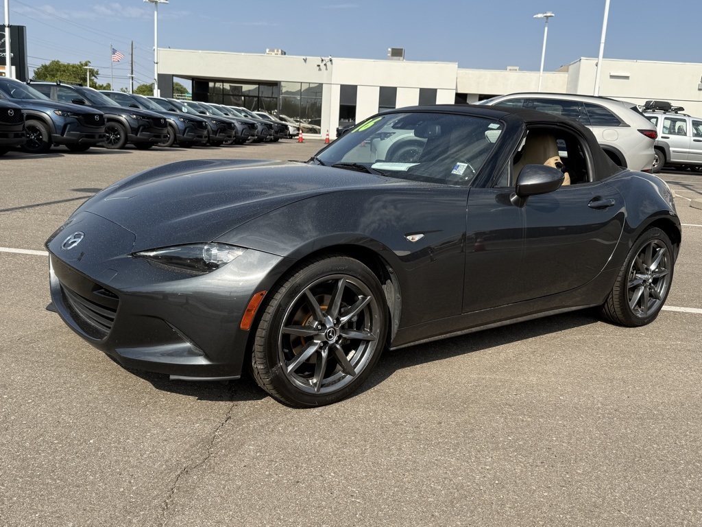 2016 Mazda MX-5 Miata Miata Grand Touring photo 9