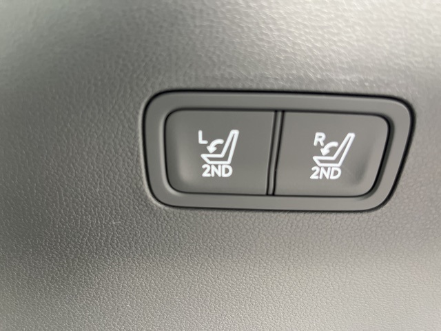 2026 Hyundai Santa Fe SEL photo 17