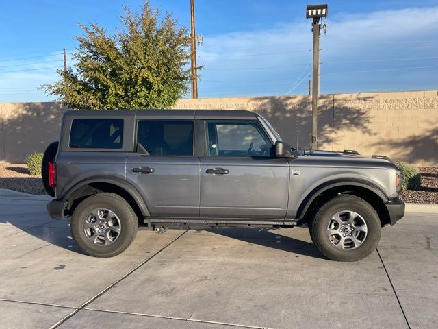 2025 Ford Bronco Big Bend photo 2