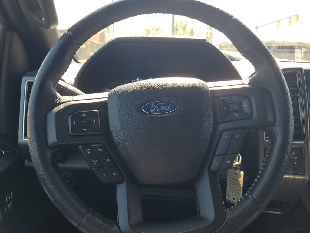 2020 Ford F-150 XLT photo 10