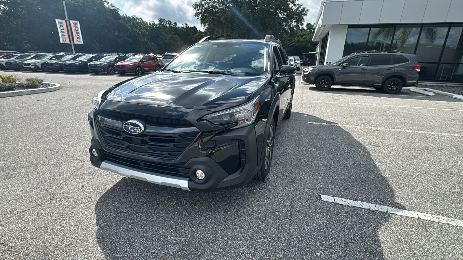 2025 Subaru Outback Limited photo 3