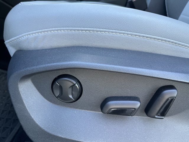 2022 Volkswagen Taos SE photo 29