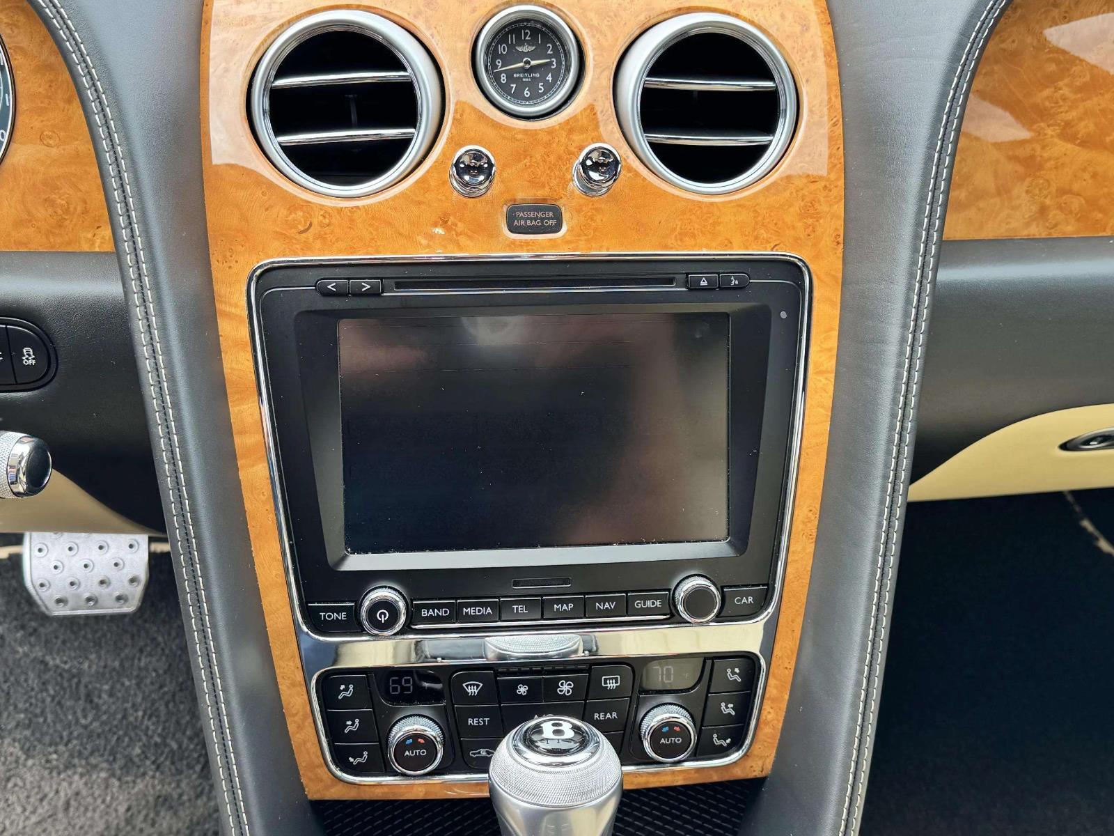 2014 Bentley Flying Spur Base photo 44