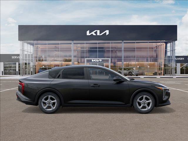 2025 Kia K4 LXS photo 6