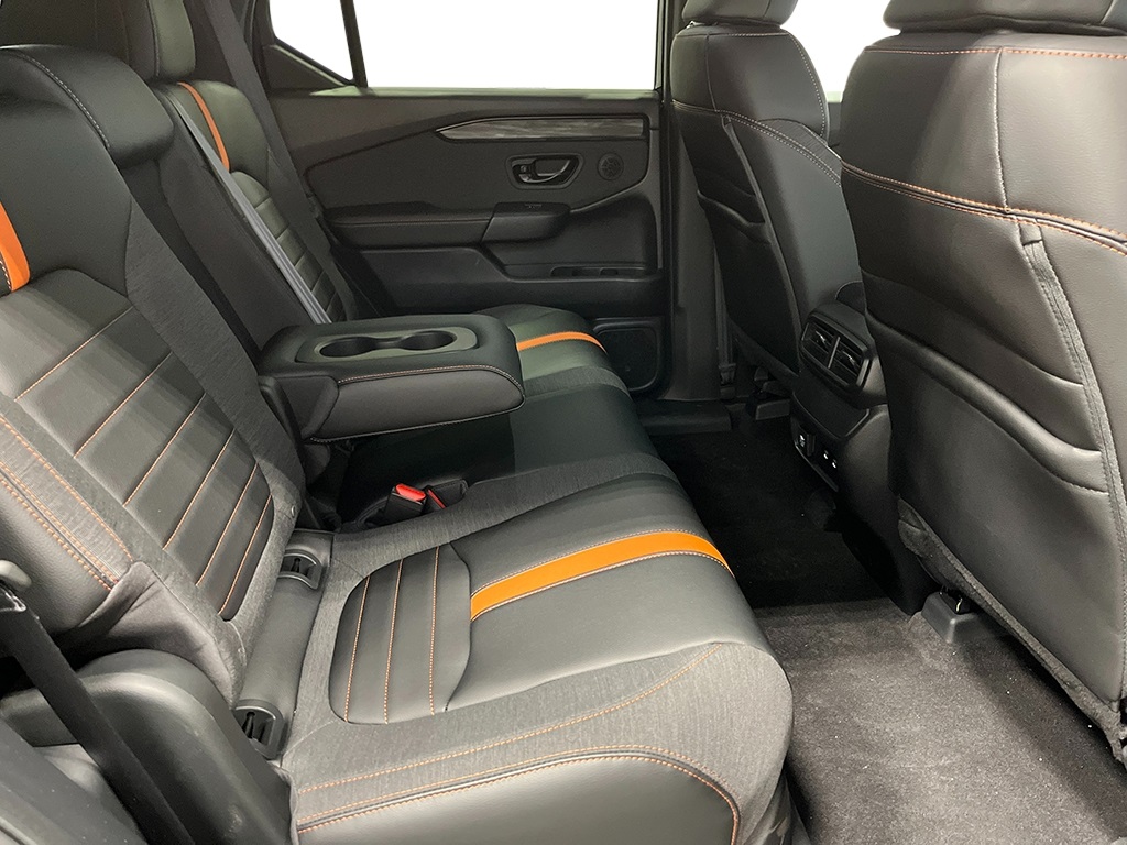 2026 Honda Passport TrailSport photo 16