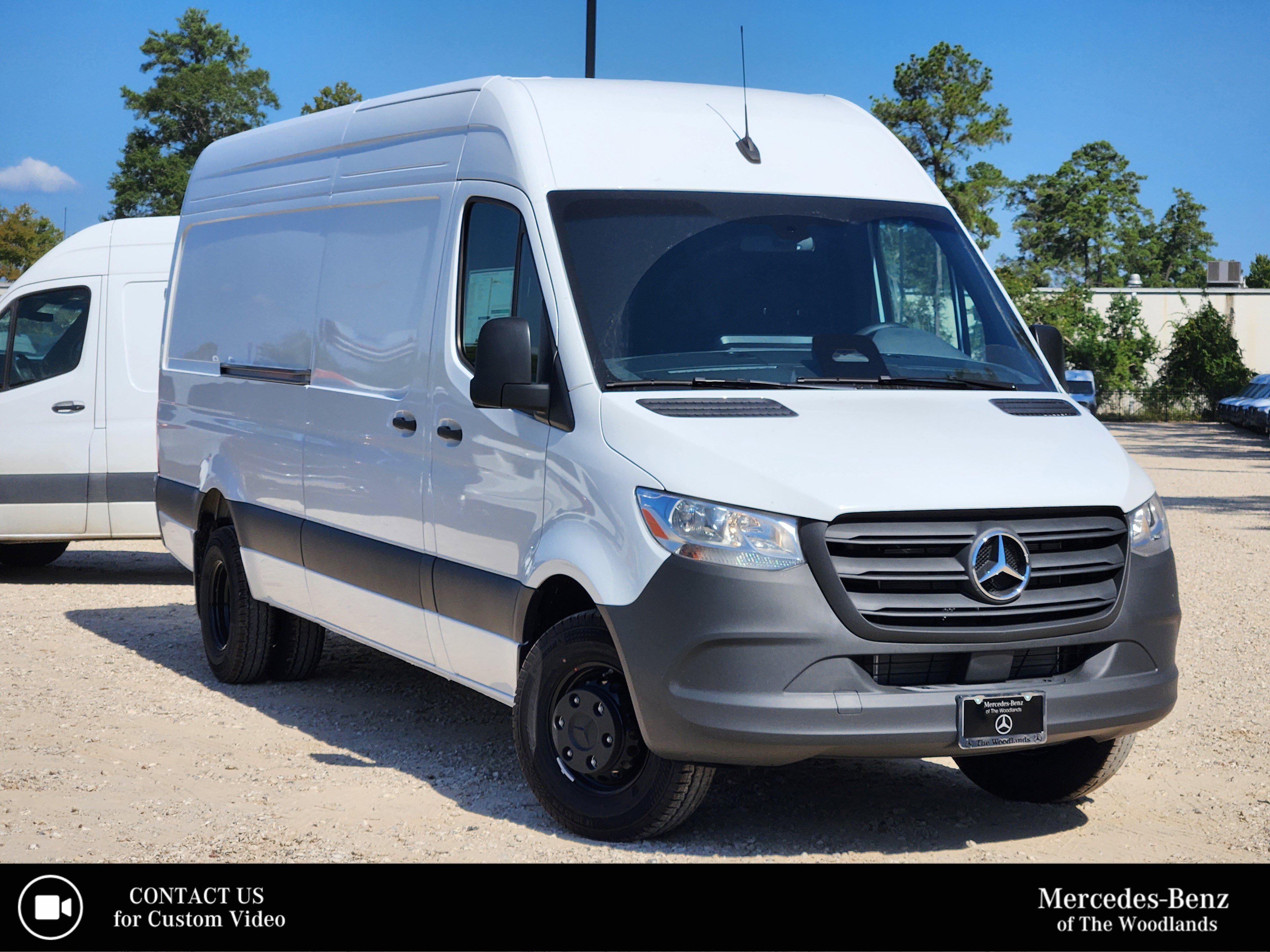 2026 Mercedes-Benz Sprinter Cargo Van Base's photo