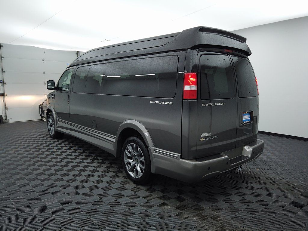 2023 Chevrolet Express photo 12
