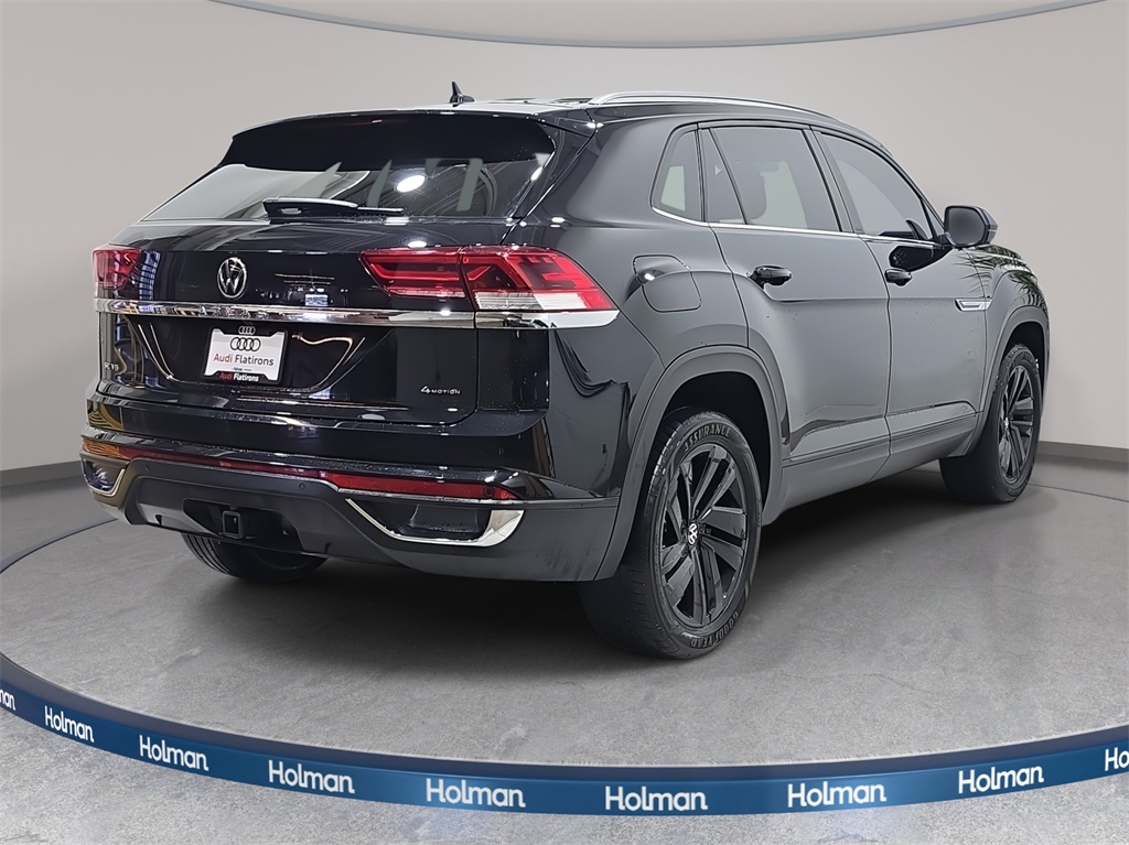 2023 Volkswagen Atlas Cross Sport V6 SE Technology photo 3