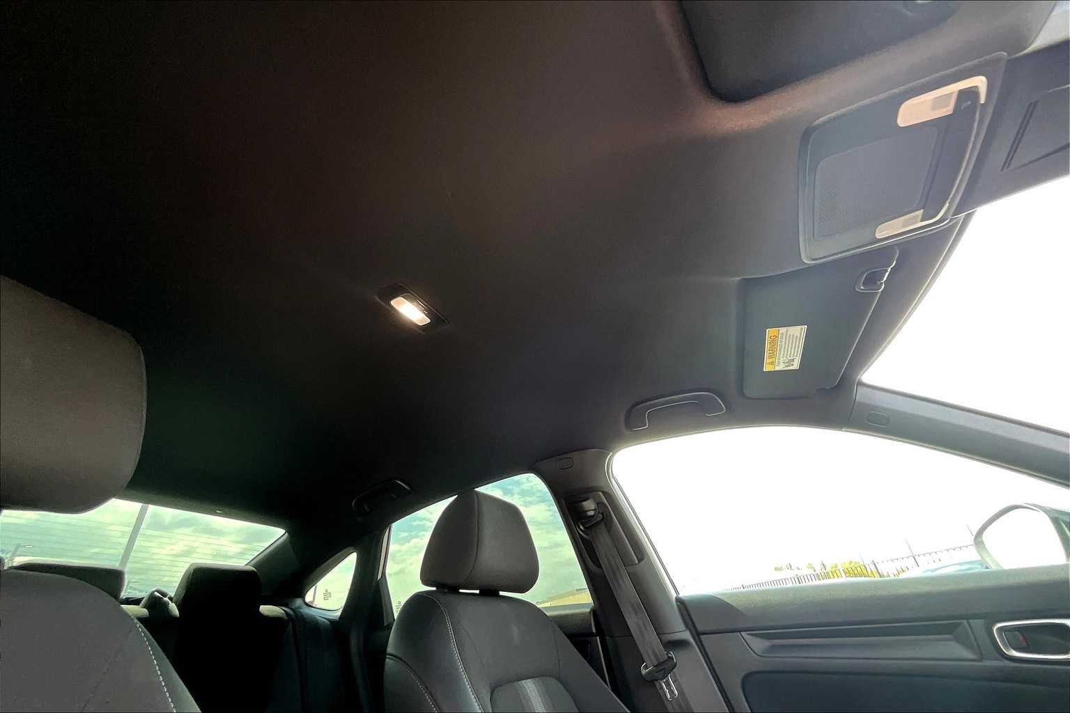 2022 Honda Civic Sport photo 13