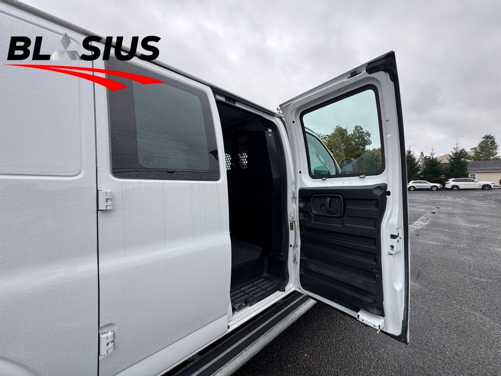 2022 Chevrolet Express 2500 Work Van photo 10