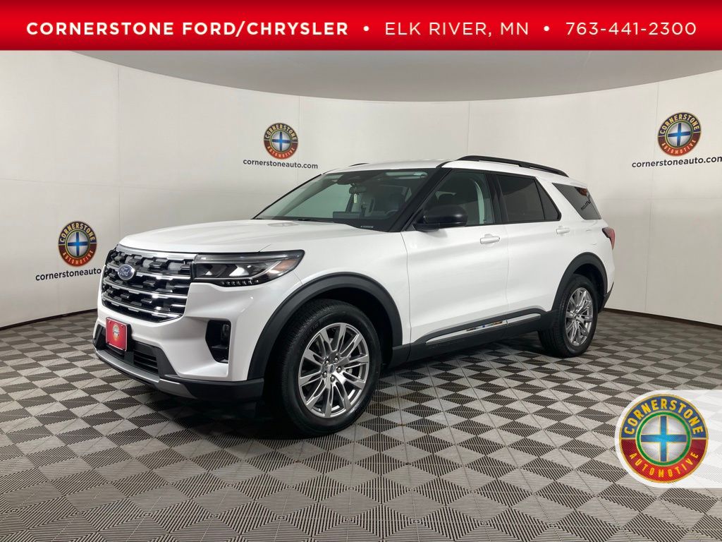 2025 Ford Explorer Active's photo