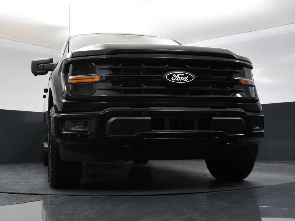 2025 Ford F-150 XLT photo 30