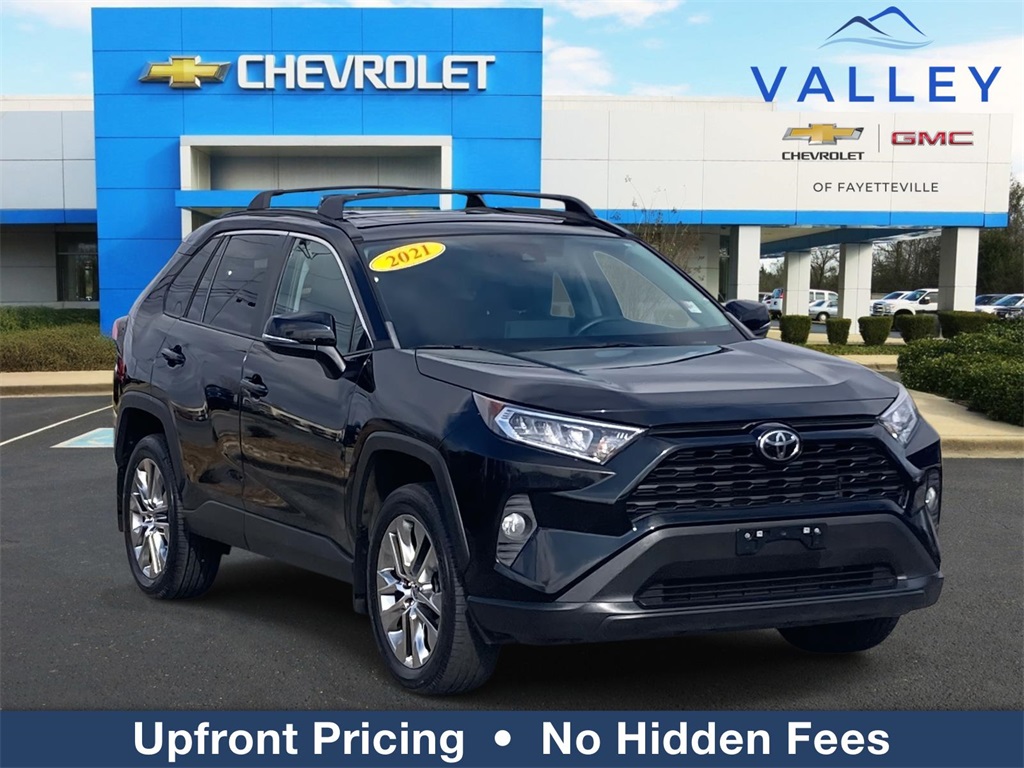 2021 Toyota RAV4 XLE Premium's photo