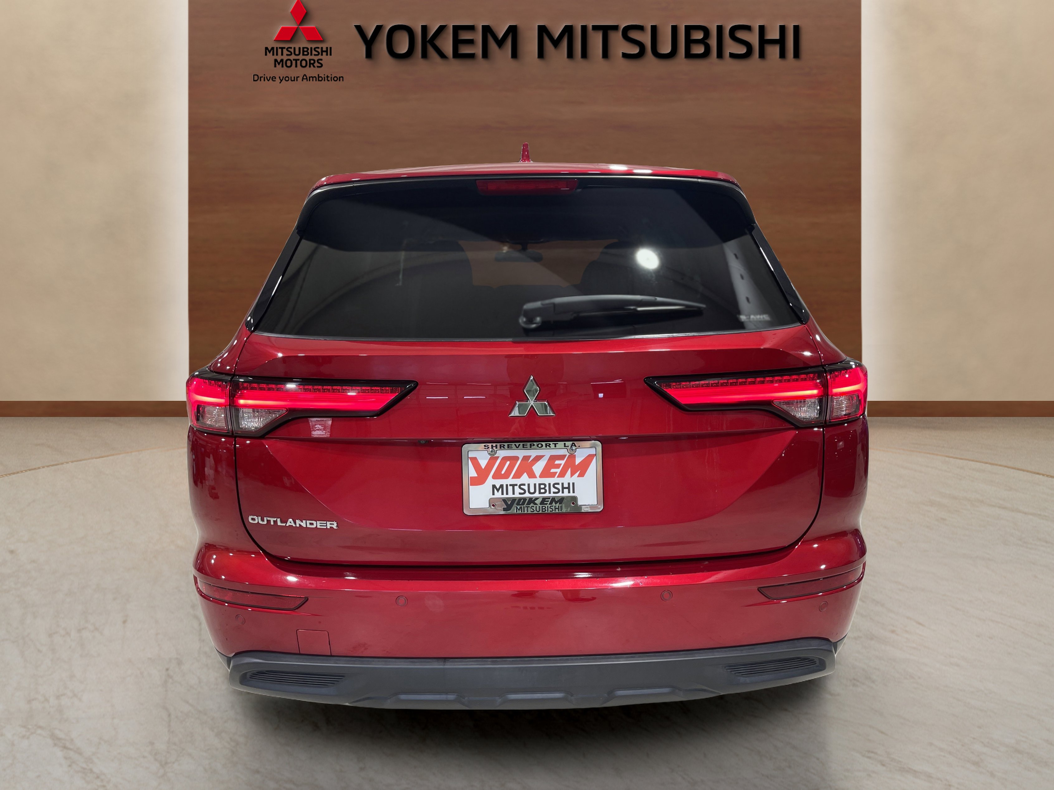 2022 Mitsubishi Outlander ES photo 4