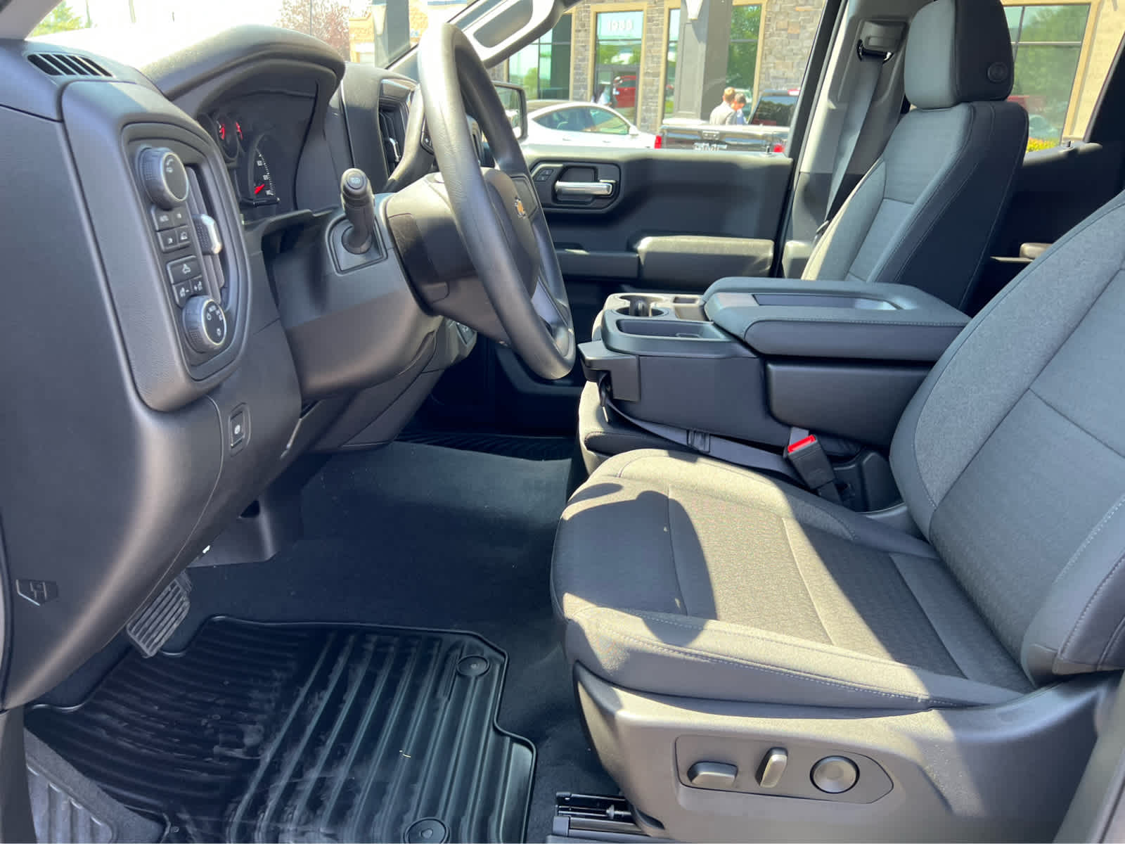 2026 Chevrolet Silverado 1500 Custom photo 14