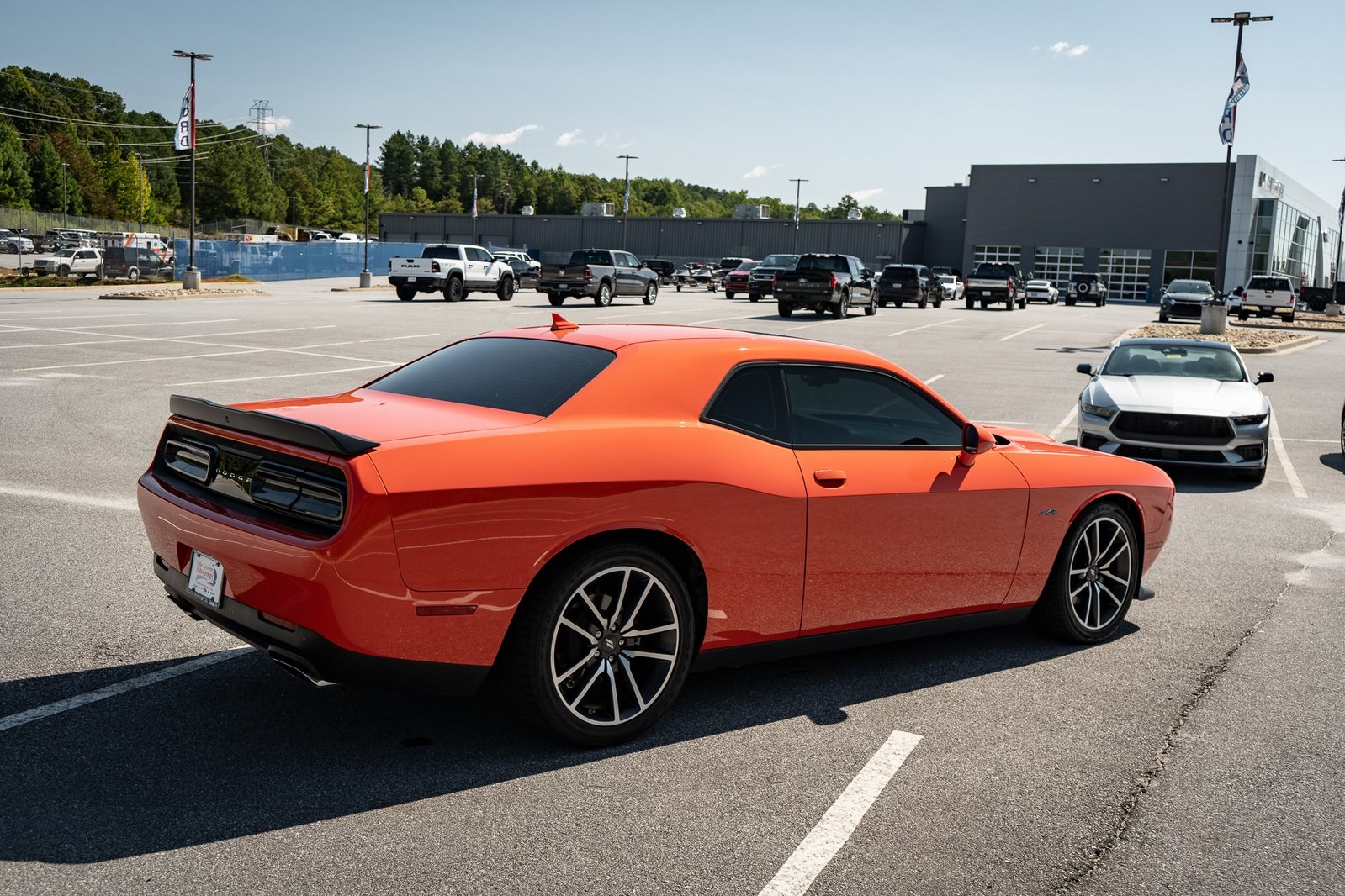 2023 Dodge Challenger R/T photo 9