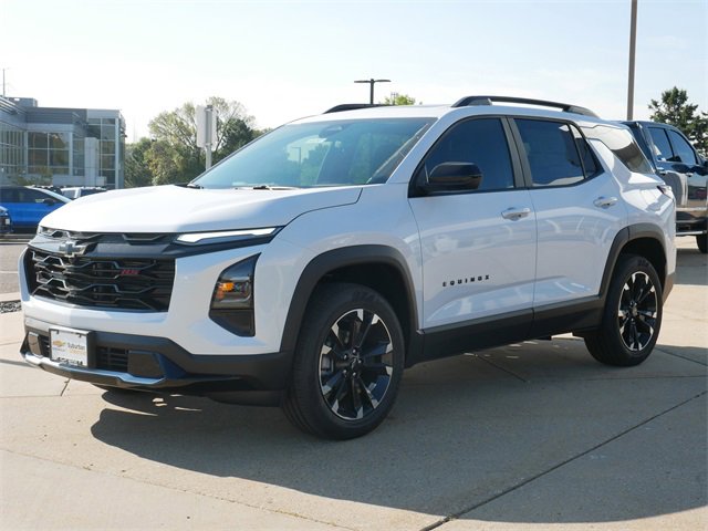 2026 Chevrolet Equinox RS photo 3