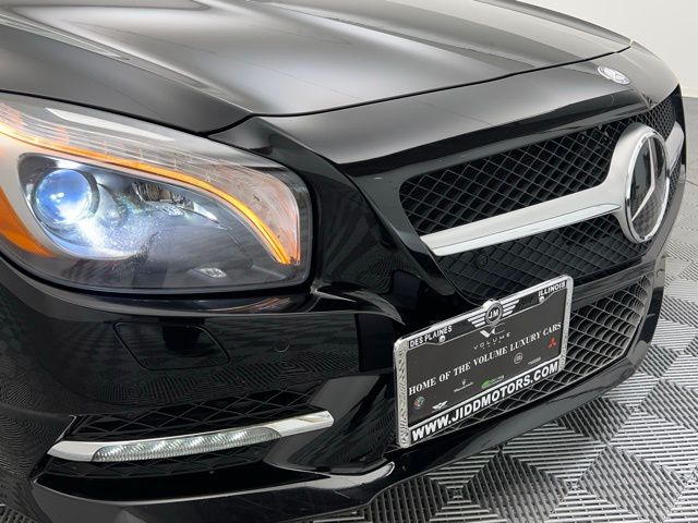 2013 Mercedes Benz SL 550 photo 4