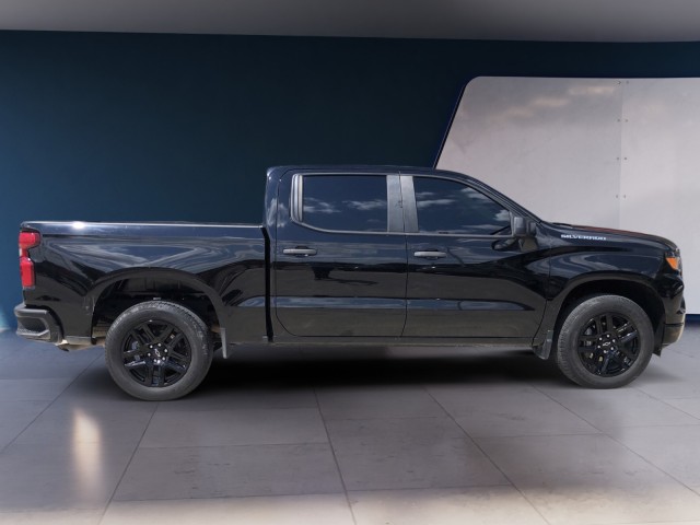 2022 Chevrolet Silverado 1500 Custom photo 5