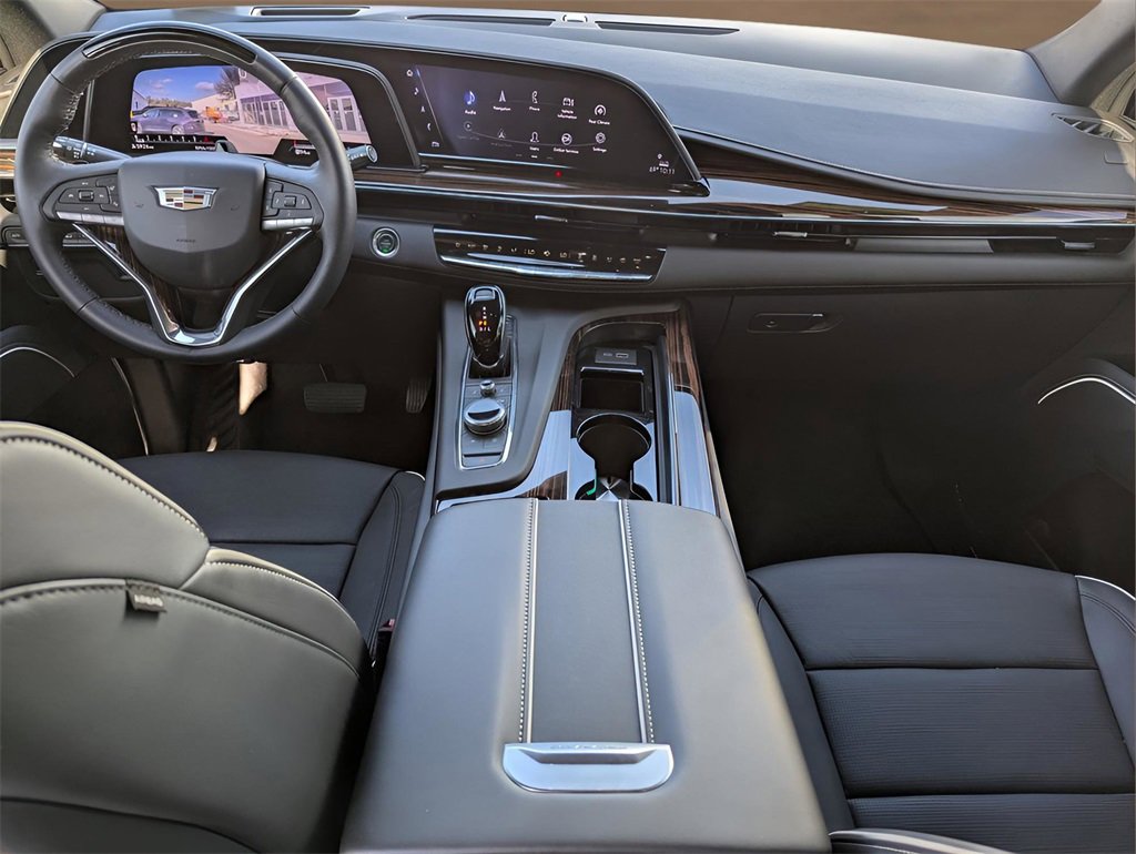 2024 Cadillac Escalade Premium Luxury photo 27