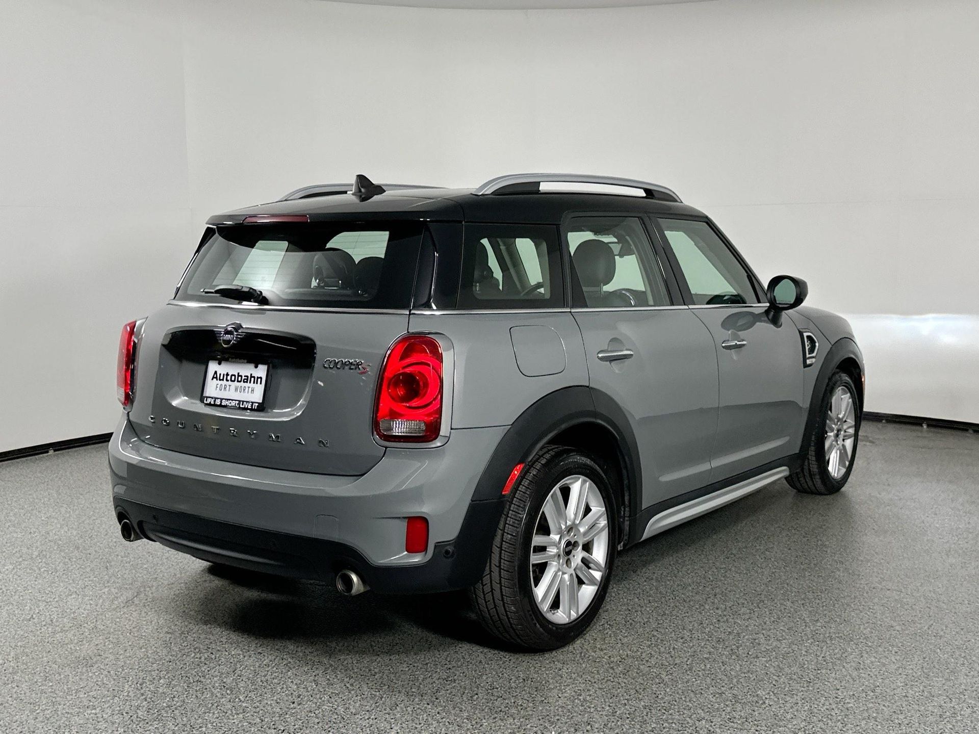 2020 Mini Cooper S Iconic photo 4