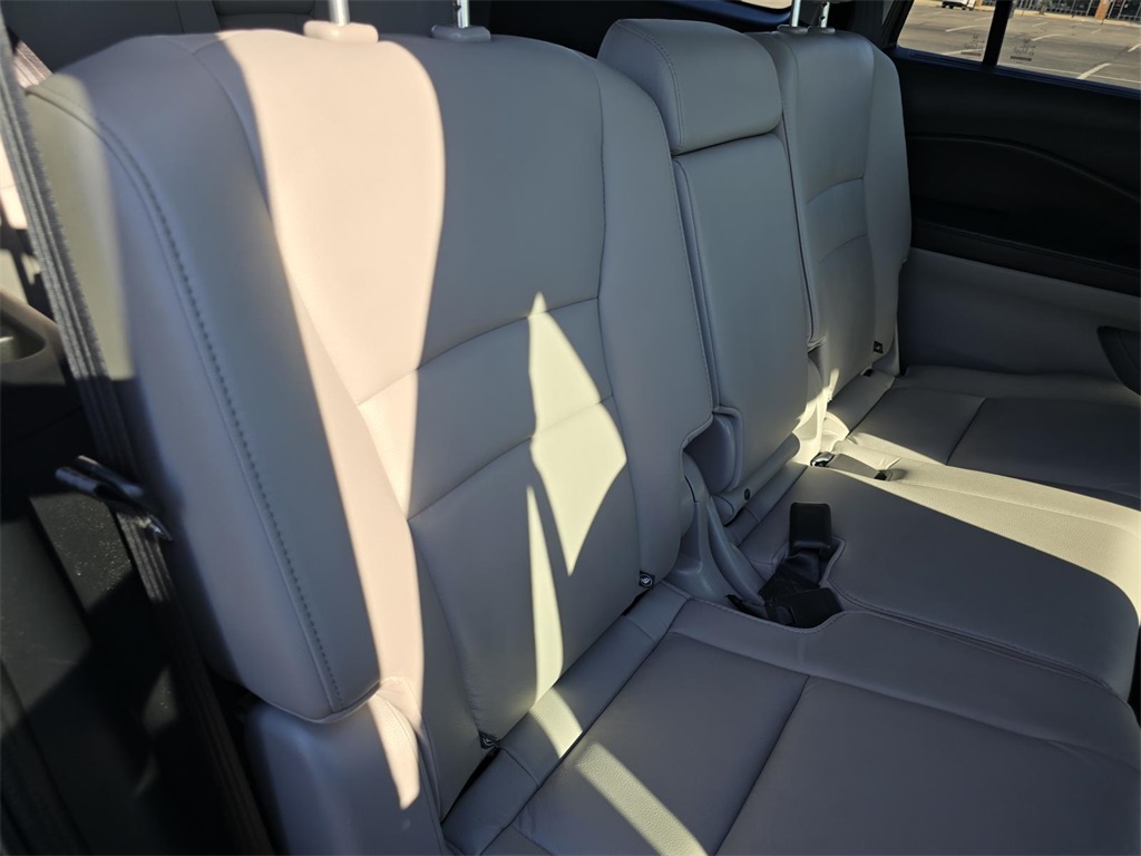 2021 Honda Pilot Special Edition photo 21