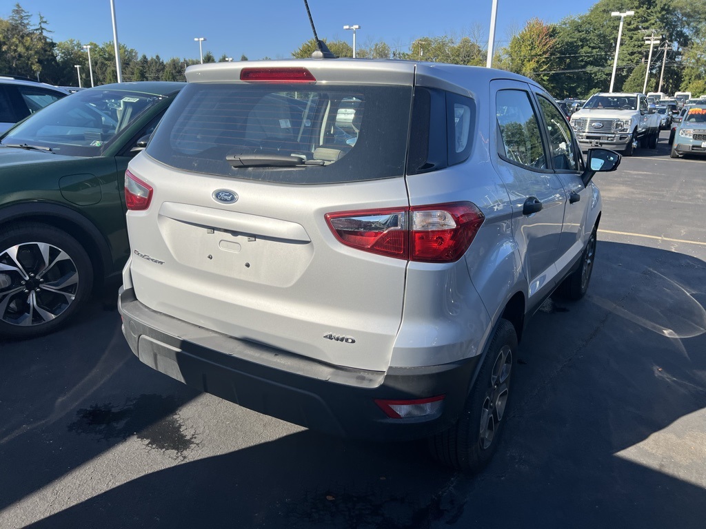 2022 Ford EcoSport S photo 2