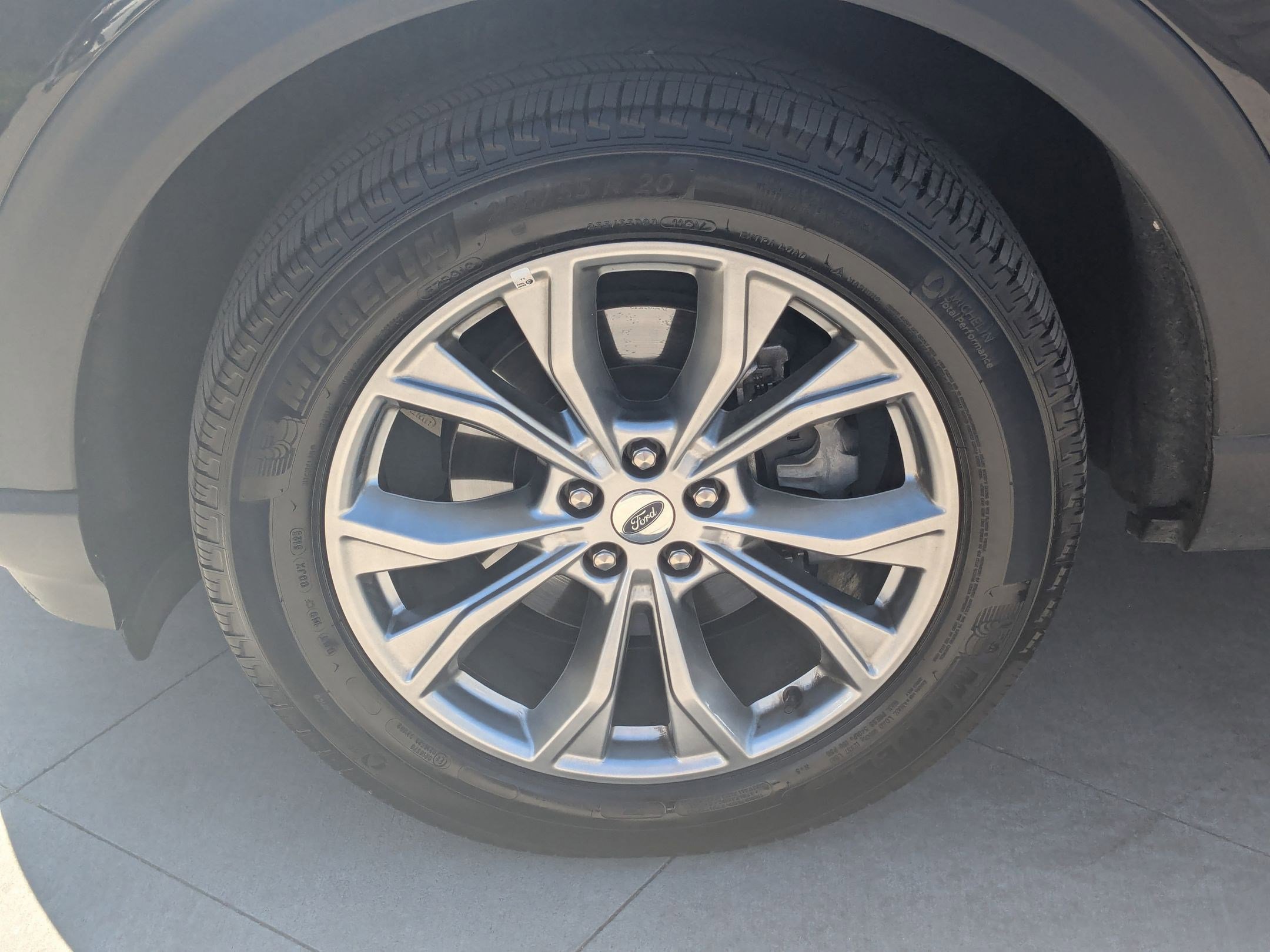 2024 Ford Explorer Limited photo 10