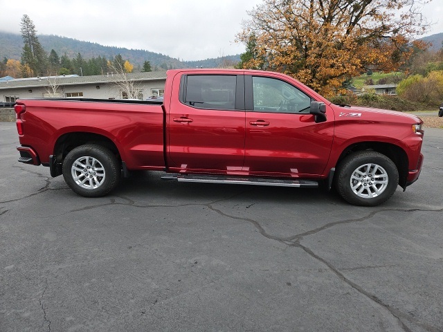 2022 Chevrolet Silverado 1500 RST photo 2