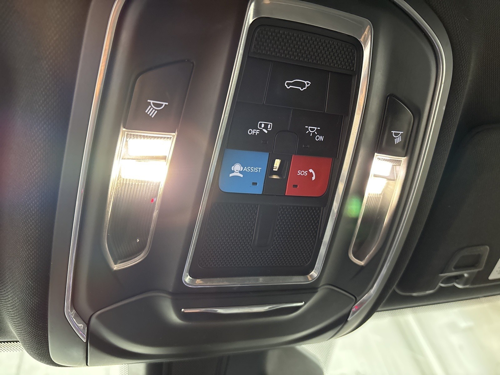 2023 Jeep Grand Cherokee Altitude photo 15