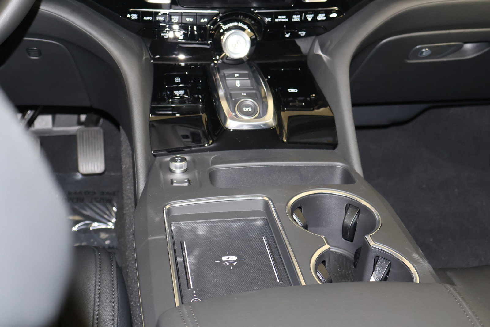 2025 Acura MDX Base photo 13