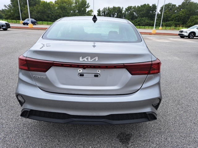 2023 Kia Forte LXS photo 10