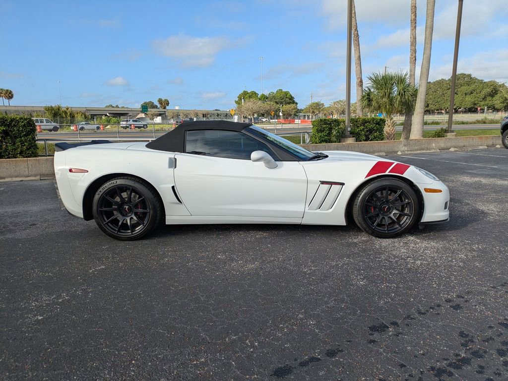 2011 Chevrolet Corvette Grand Sport 3LT photo 3
