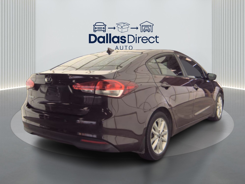 2017 Kia Forte LX photo 5
