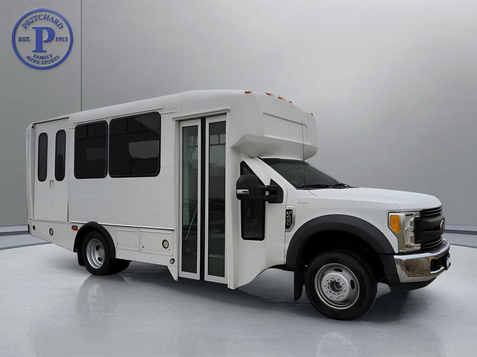 2017 Ford F-450's photo