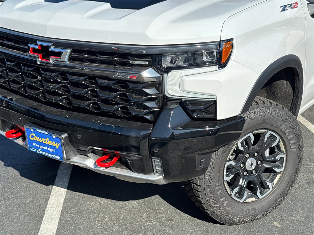 2026 Chevrolet Silverado 1500 ZR2 photo 3