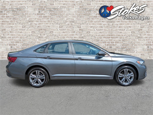 2023 Volkswagen Jetta 1.5T SE photo 3