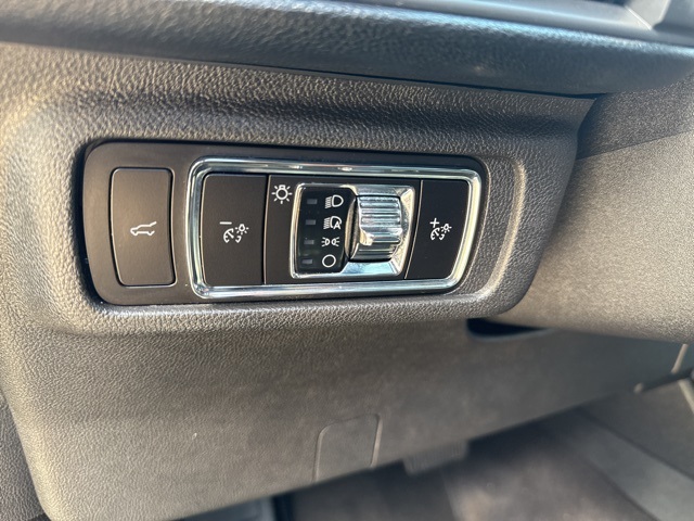 2023 Lincoln Corsair Standard photo 17