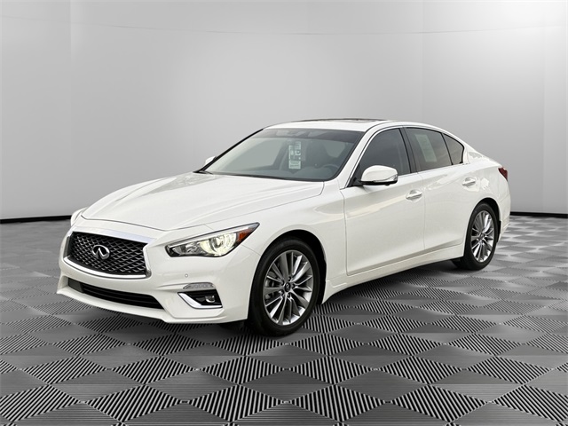 2022 INFINITI Q50 LUXE's photo