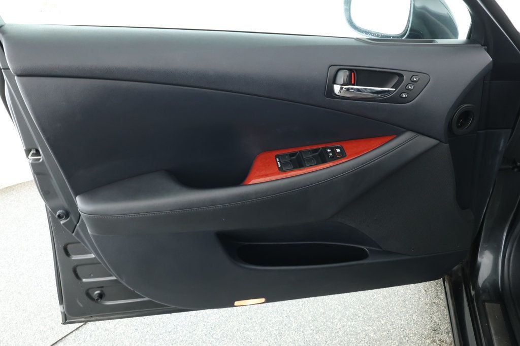 2009 Lexus ES 350 photo 9