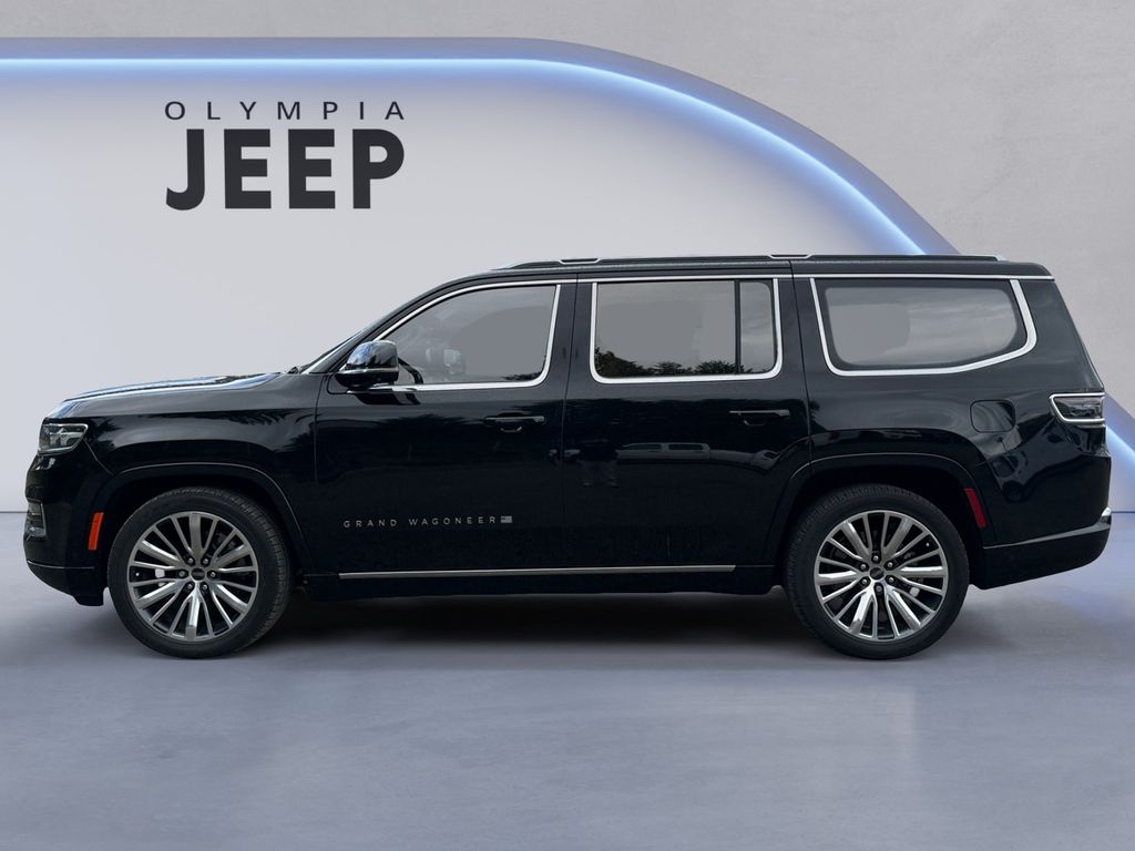 2022 Jeep Grand Wagoneer III photo 2