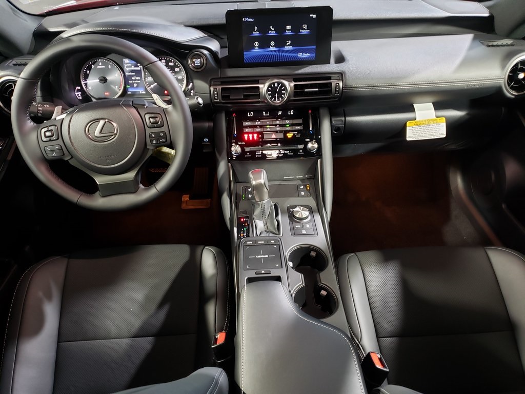 2025 Lexus IS 300 photo 25