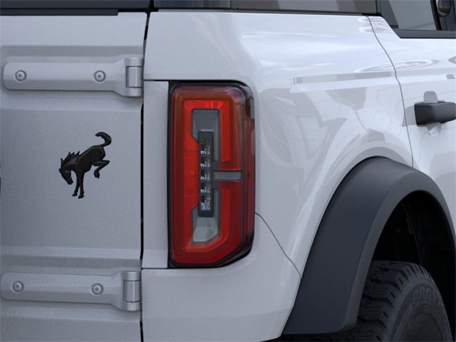 2025 Ford Bronco Outer Banks photo 23
