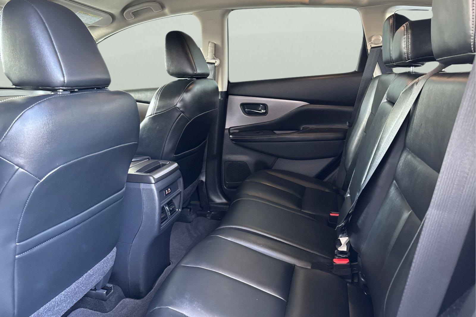 2023 Nissan Murano SV photo 4